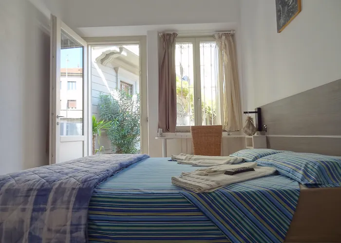 普仁迪天普酒店